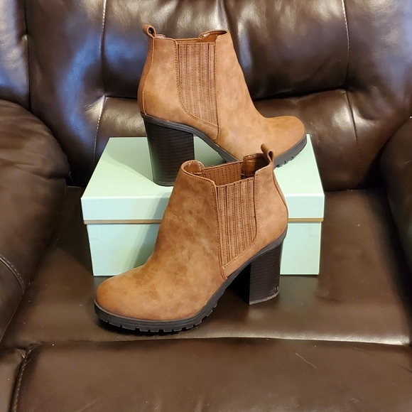 Sam & Libby Shoes - Sam & Libby Deanna Ankle Boots